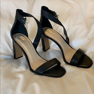 Never worn black Vince Camuto heels